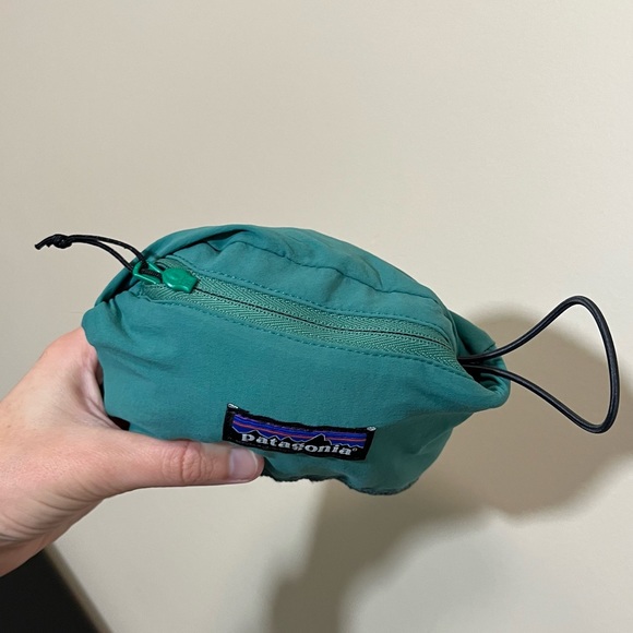 SOLD Patagonia Men’s Packable Board Shorts - Picture 8 of 14